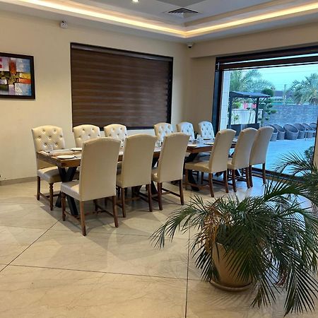 The Imperial Prime Clarks Inn Suites, Bhilwara Exterior foto